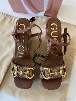 Gucci sandálky - 2