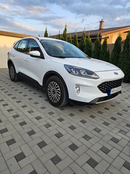 Ford Kuga 1.5tdci 88kw r.v. 2021 LED svetlá, NAVI, vyhrev - 2
