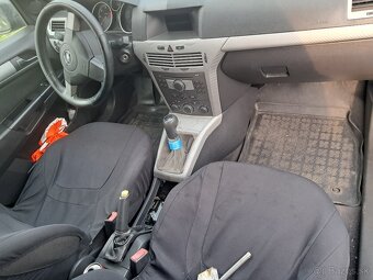 Rozpredám opel astra h 1.7 cdi - 2
