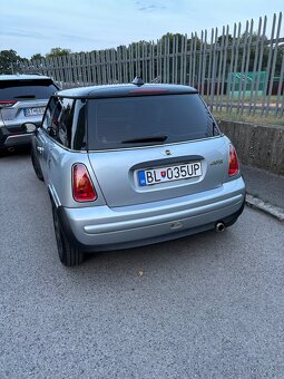 Mini Cooper R50 1.6 - 2