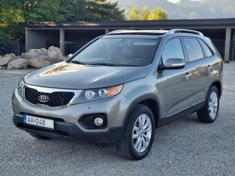 KIA SORENTO 2,2CRDi 4x4 7.MIESTNE - 2