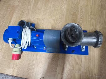 Predám mlynček na mäso 32 - 2