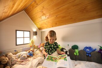 Detská postieľka domček. - 2