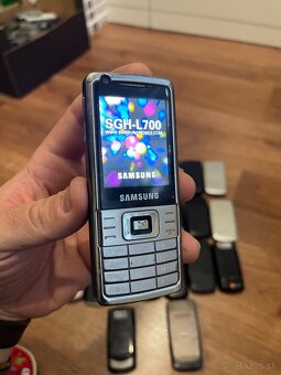 Predám 24 Samsungov - 2