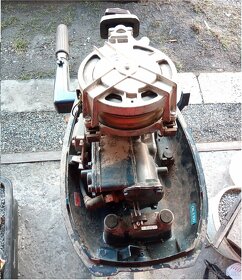 Lodný motor Yamaha - 2