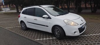 Renault Clio - 2