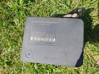 ABS riadiaca jednotka/hydroblok Citroen C5 I 2004-2008 - 2