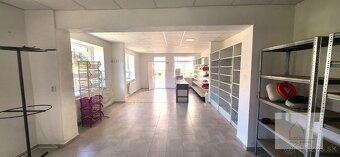 Prenájom obchodného priestoru v centre mesta Vráble - 2
