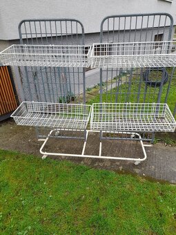 Regál na kolieskach - 2