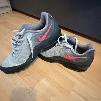 Pánske topánky Nike Air Max Invigor  UK10 - 2