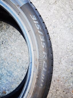 Predám 2x letné pneu 315/35R21 - 2