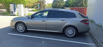 Renault Laguna 3 - 2
