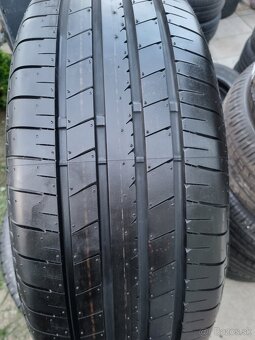 225/55R17 Bridgestone turanza 8mm - 2