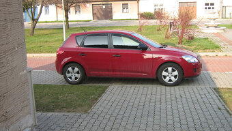 Kia Ceed 1,4 r.v. 2009 - 2