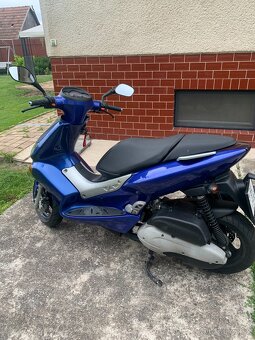 Predam skuter yamaha 125 Maxter. - 2