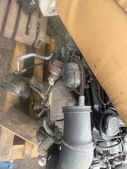 Motor BMW 35d - 2