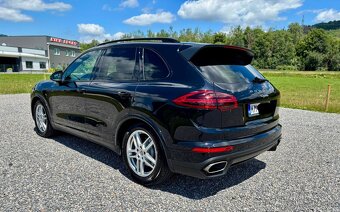 Porsche Cayenne Diesel Platinum Edition II FL - 2