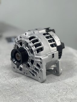 Alternátor valeo 70A - 2