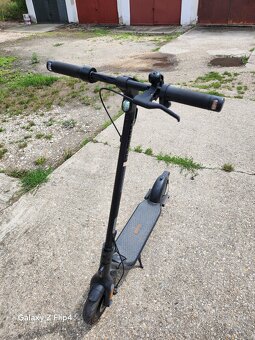 ninebot eKickScooter F2e - 2