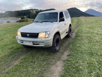 Toyota Land Cruiser 90 - 2