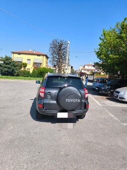 Toyota Rav4 2.2d 110kw 150ps rok 2010 4x4 - 2