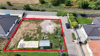 Stavebný pozemok Ivanka pri Nitre – 777 m², všetky siete, st - 2