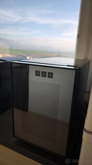 Chladnicka na vino - 2