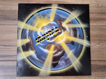 Lp STRYPER - The Yellow and Black Attack - 2
