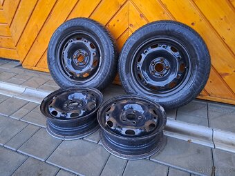 Plechové disky 5x100 R14 + zimné pneu 2ks 175/70 R14 - 2