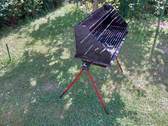 Predám liatinový gril - 2