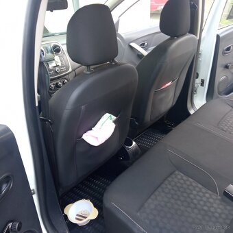 Predám Dacia Sandero 1.2 , 16V - 2