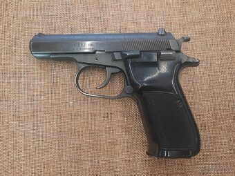 Pištoľ samonabíjacia ČZ 83 - 2