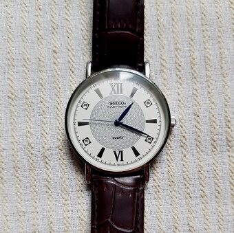 HODINKY CASIO, CLUSE, TSC - 2