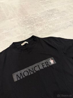 MONCLER čierne tričko - 2
