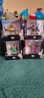 Marvel Super Hero Bust - 2