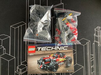 Lego Technic 42073 Cervena bugina Bash (Pull back) - 2
