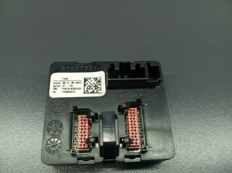 Riadiaca jednotka pre multifunkcny volant 1P0959542 - 2