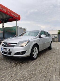 Opel Astra H 1.9CDTI 74kw - 2