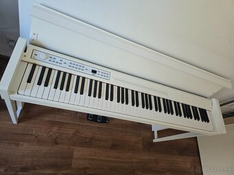 Piano KORG - 2