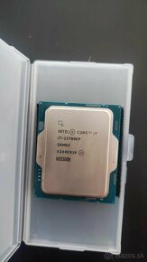 Intel i7-13700KF - 2