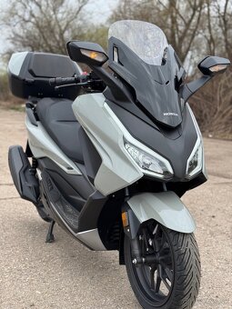 Honda Forza 350 - 2