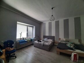 Predám priestranný dom s veľkou pivnicou v okrese Levice - 2