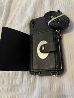 iPhone XR kryty - 2