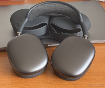 Apple AirPods Max Space Gray - ako nové - 2