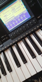 Zdravím predám klavír yamaha psr-4000 - 2