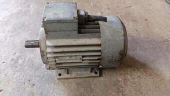 Hoblovačka a elektromotor - 2