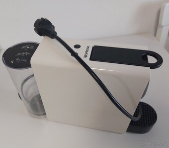Predám kávovar Nespresso - 2
