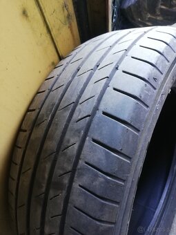 205/60 R16 Kumho Ecsta PS71 letne - 2