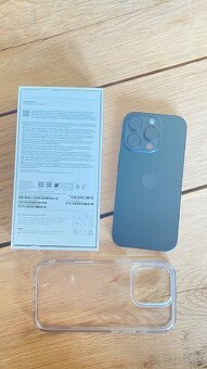 Predám Apple Iphone 16 pro black titan - 2