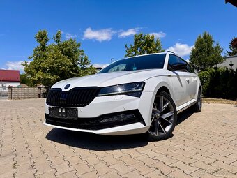 Škoda Superb Combi 2.0TDI 147KW Sportline DSG Matrix Virtual - 2